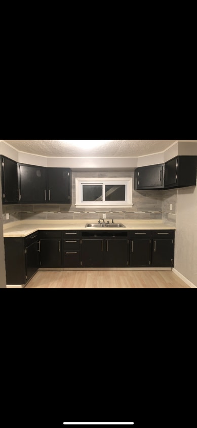 Foto principal - 114 Doney St