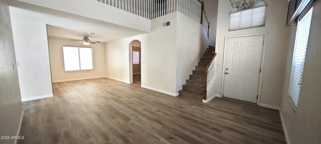 Building Photo - 16851 S 20th Way