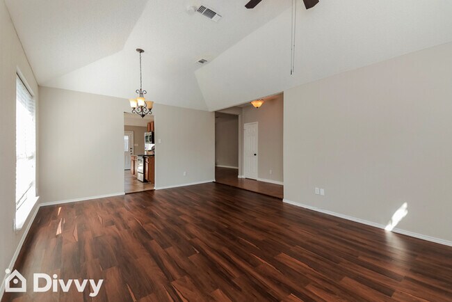 Foto del edificio - 3717 Fleetwood Dr