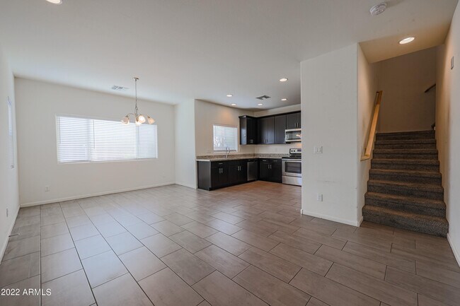 Foto del edificio - 7232 S 18th Ln