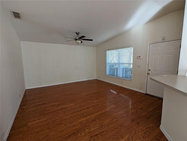 Foto del edificio - 608 9th Ave N