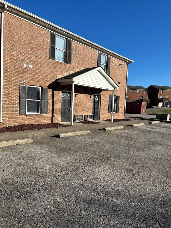 Foto del edificio - 236 Wray Ct