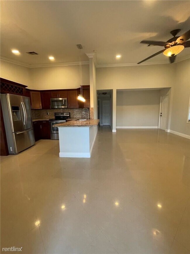 Building Photo - 3 br, 2 bath House - 15837 E Wind Cir