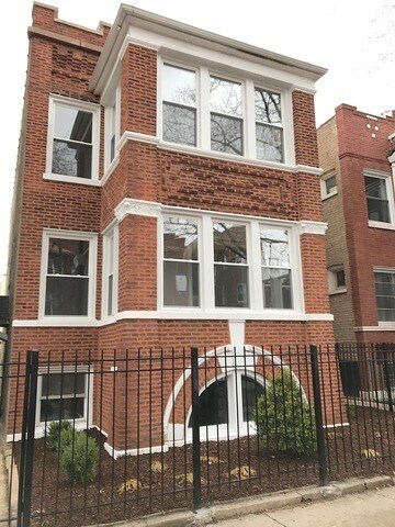 Building Photo - 4951 N Troy St