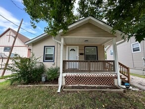 Building Photo - 4325 Pearl St