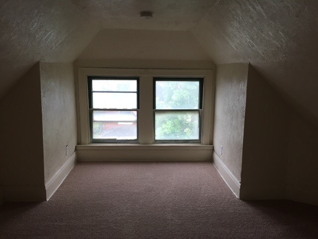 Building Photo - 211 Charles St