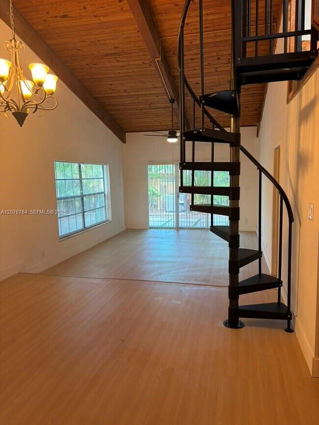 Foto del edificio - 7456 NW 33rd St