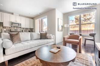 Building Photo - 3929 Landmark Ct