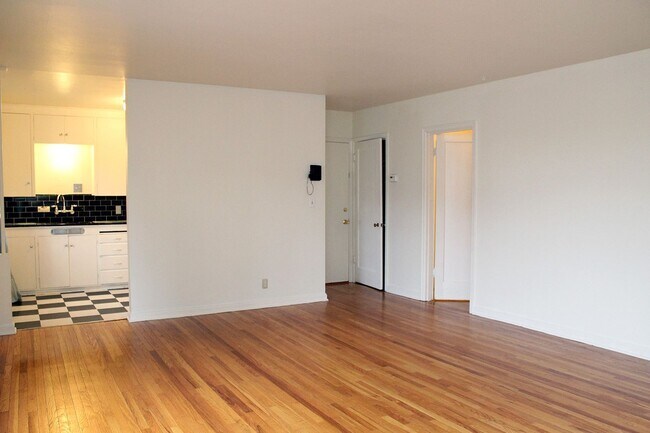 Foto del edificio - 2363-2371 SW Cedar St