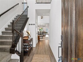 Building Photo - 890 Casetta Trl