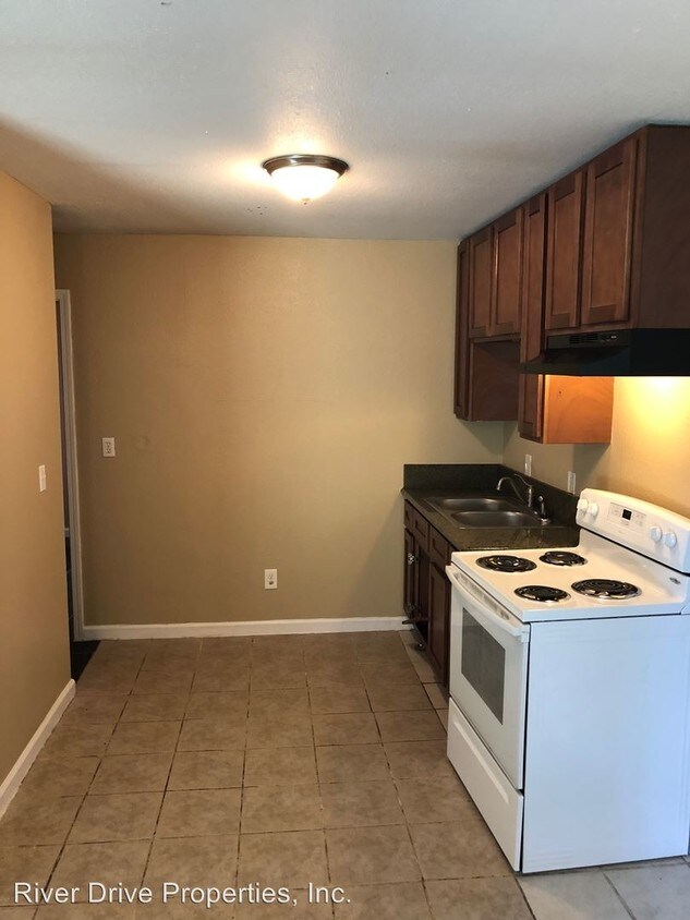 Foto principal - 1233 E Weber Ave