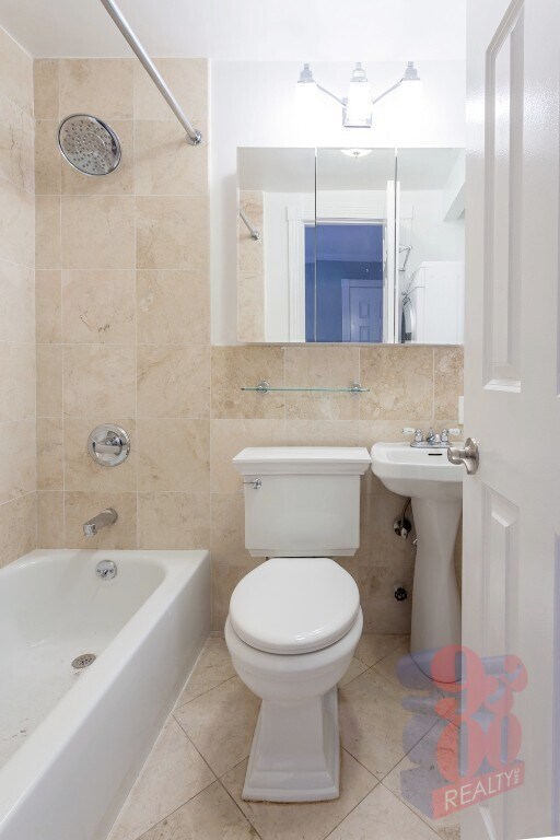 Foto del edificio - 416 E 13th St
