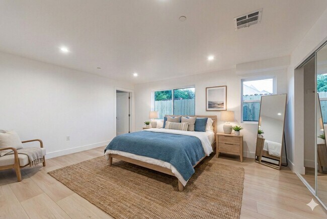 Foto del edificio - 1656 S Hayworth Ave