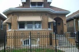 Building Photo - 2740 N Menard Ave
