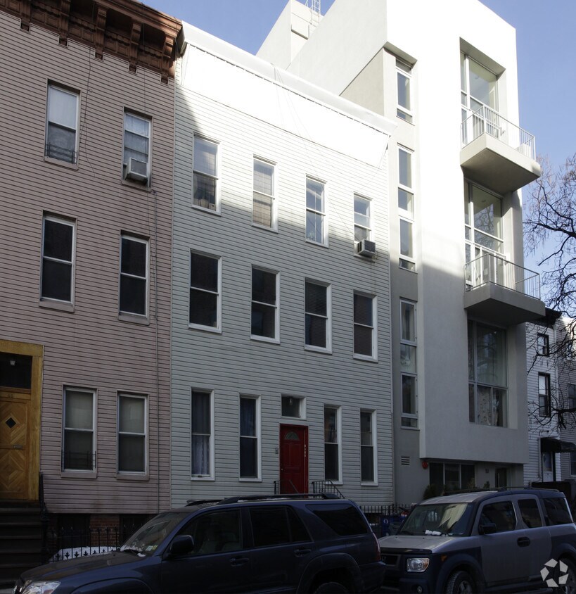 Primary Photo - 51 Java St