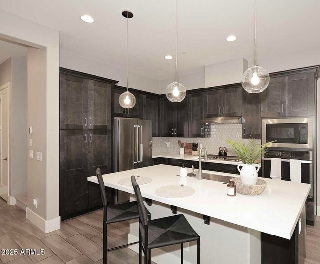 Foto del edificio - 7464 E Paraiso Dr