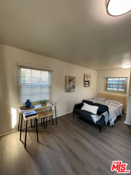 13804 Moorpark St Unit A, Los Angeles, CA 91423 Condo for Rent in Los