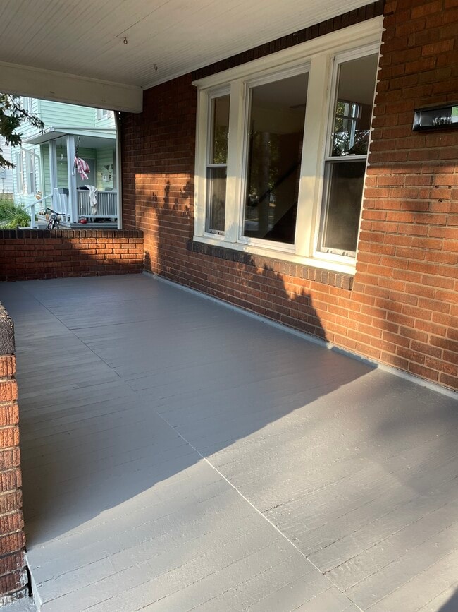 Foto del edificio - 206 Wales Rd NE