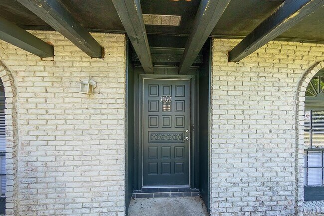 Foto del edificio - 3160 Covered Bridge Dr