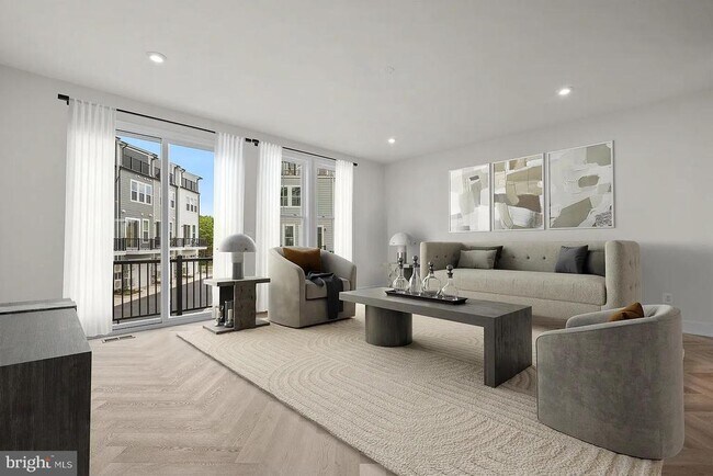 Foto del edificio - 13916 Aviation Pl