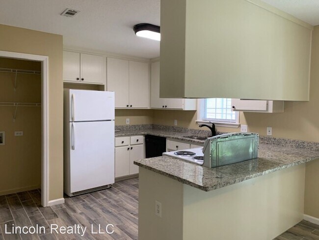 Building Photo - 3 br, 2 bath House - 3111 Wingfield Way*