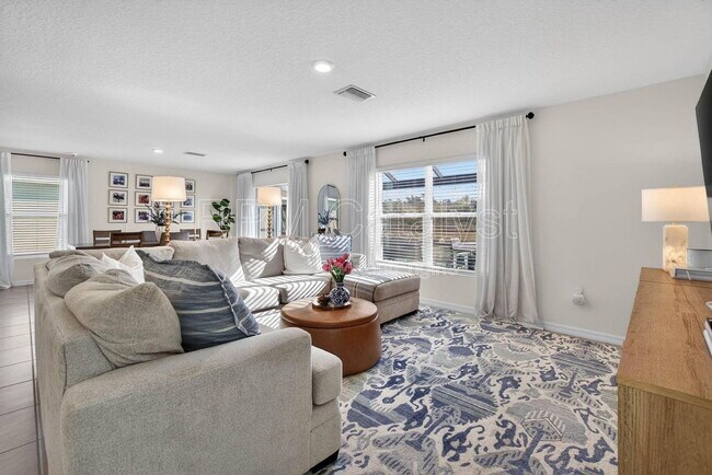 Foto del edificio - 5141 Rocky Coast Pl