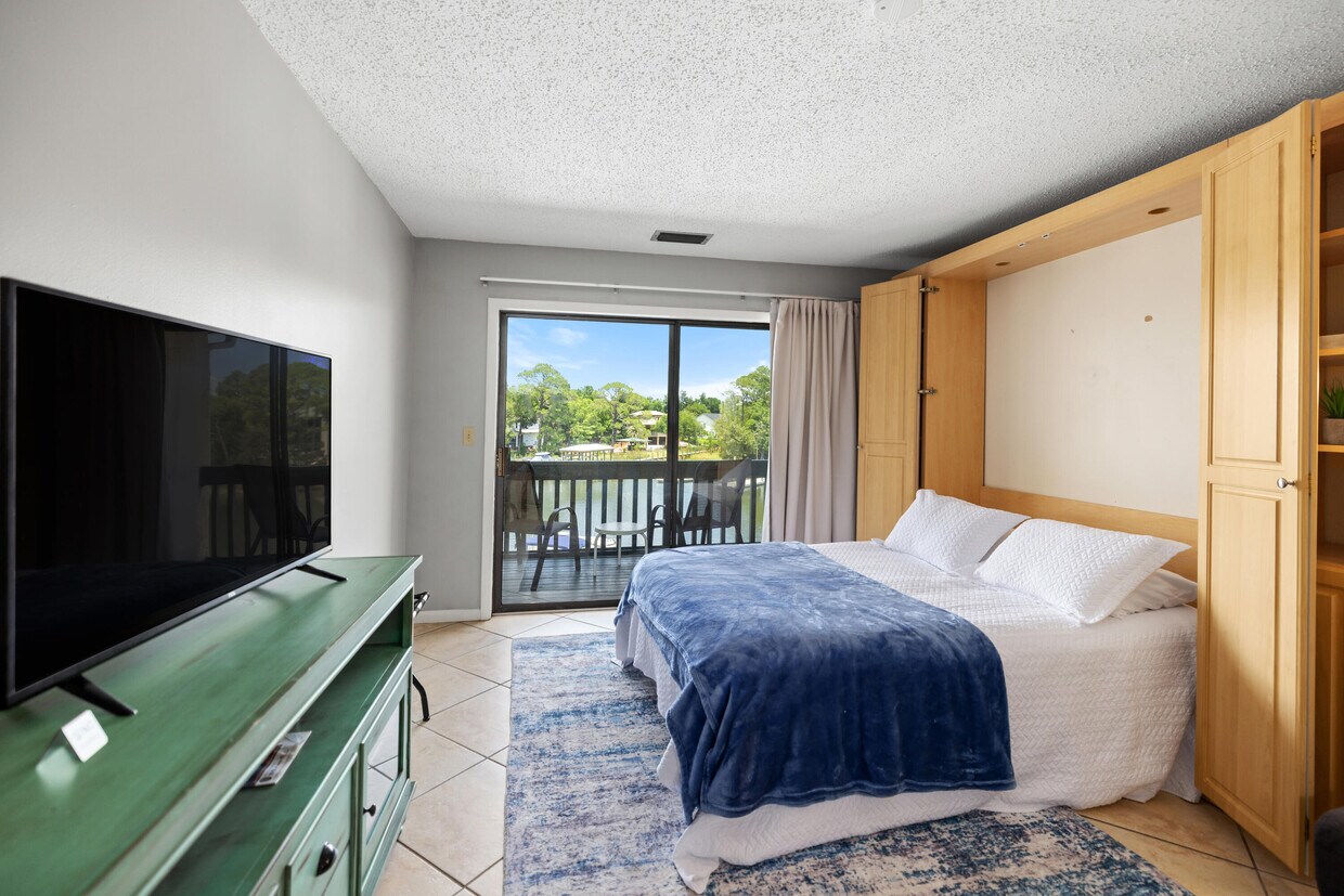 Foto principal - 300 Yacht Club Dr