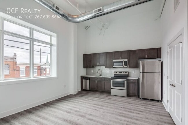Building Photo - 1705 Jackson St