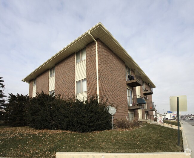 245 S 48th St, Lincoln, NE 68510 Apartments Lincoln, NE