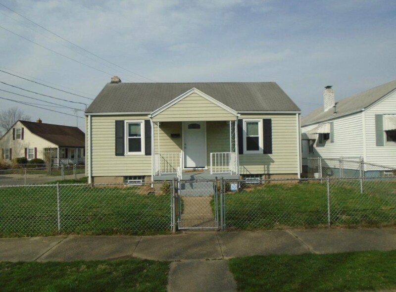 Primary Photo - 135 Lulu Ave