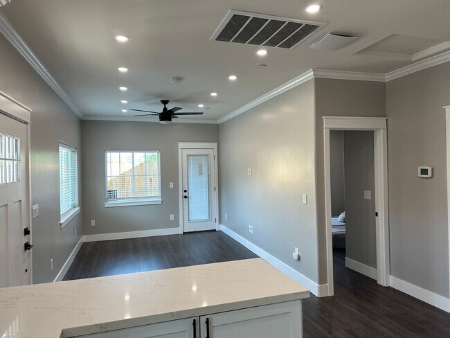 Building Photo - Brand New Beautiful private home, all util...