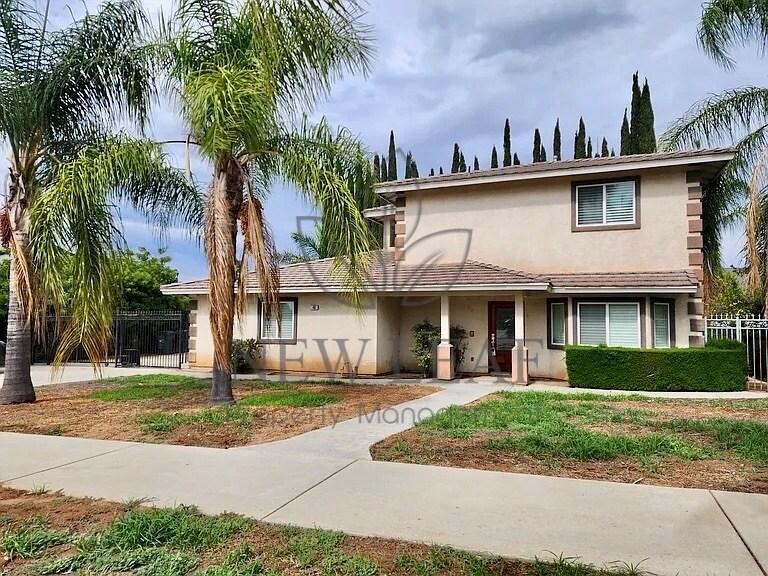 Photo - 49 Terracina Blvd (Redlands, CA)