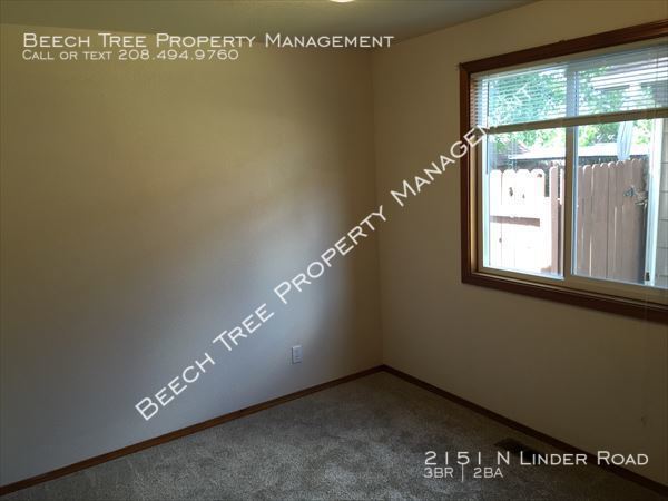 Building Photo - 2151 N Linder Rd