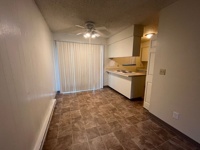 Foto del edificio - LOVELY DUPLEX HOME IN BEAUTIFUL SANDY, OR!!