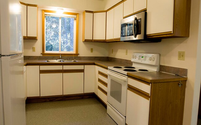 Building Photo - 7481 Miller Way