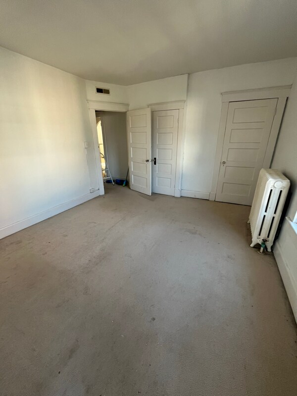 Foto del edificio - 310 Oakley St