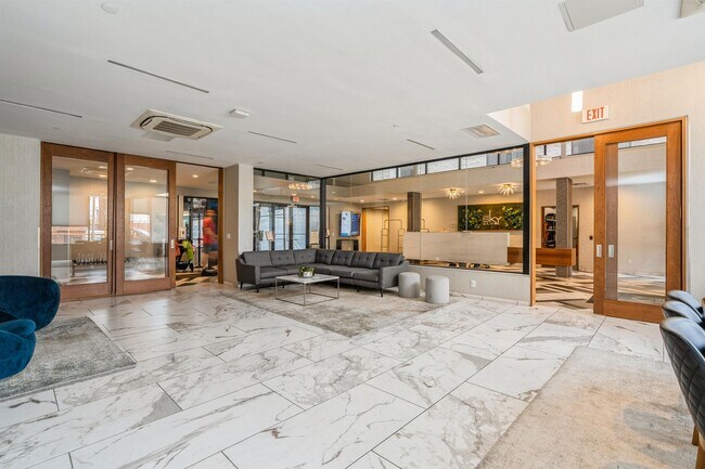 Foto del edificio - 700 1st St