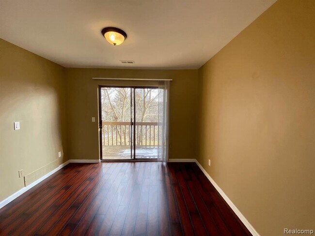 Foto del edificio - 1504 Meadowside Dr