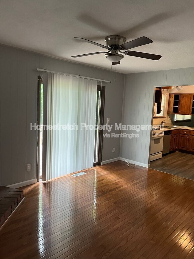 Building Photo - 1405 San Miguel Ln