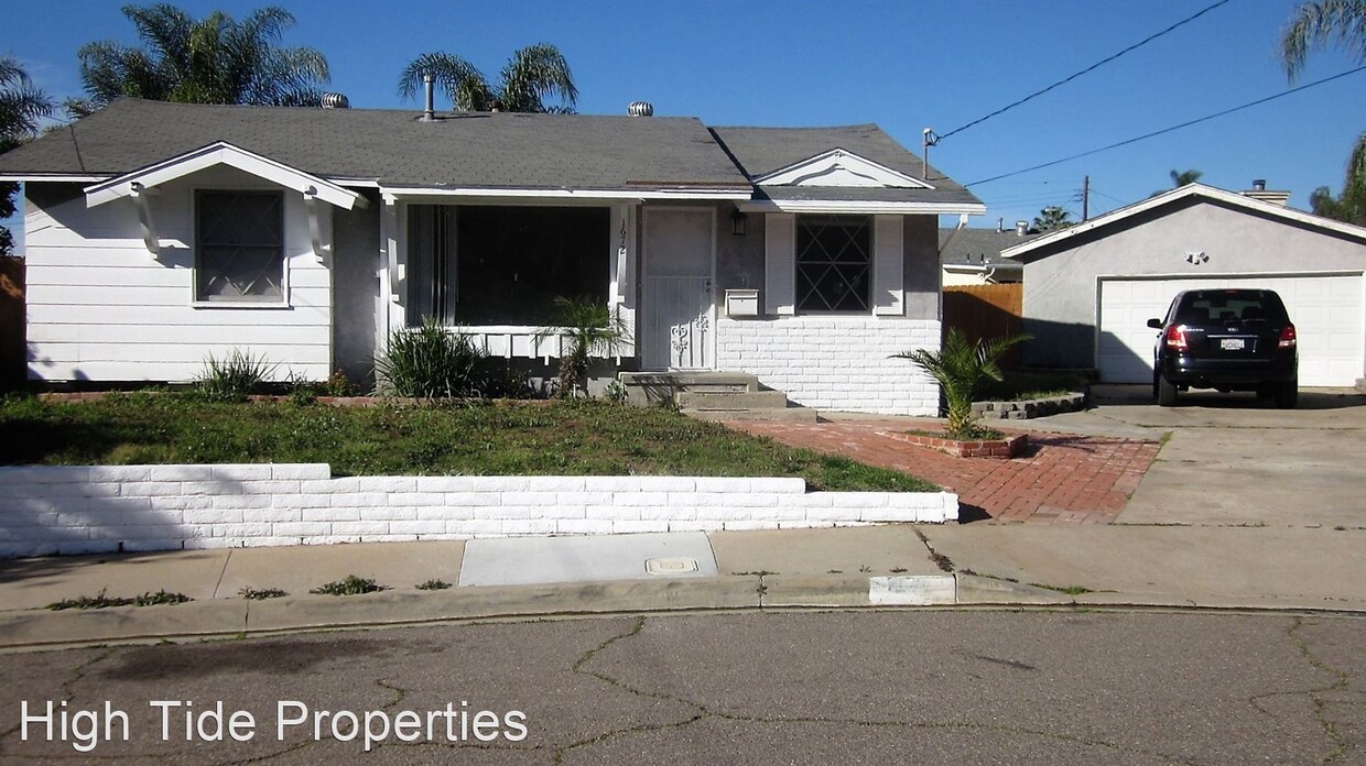 3 br, 1 bath House - 1672 Goldstone St Photo