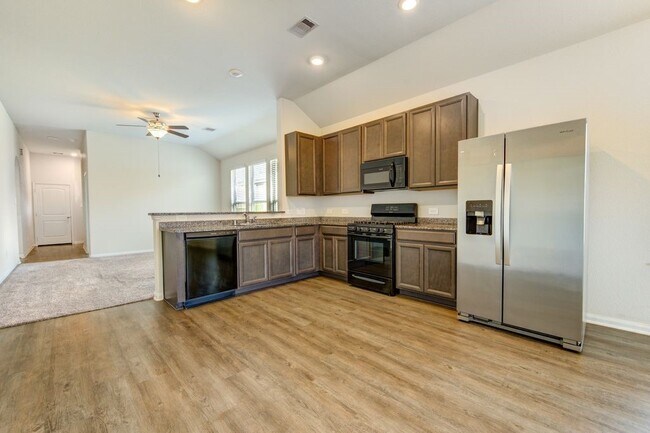 Foto del edificio - 14469 Sugar Pines Dr