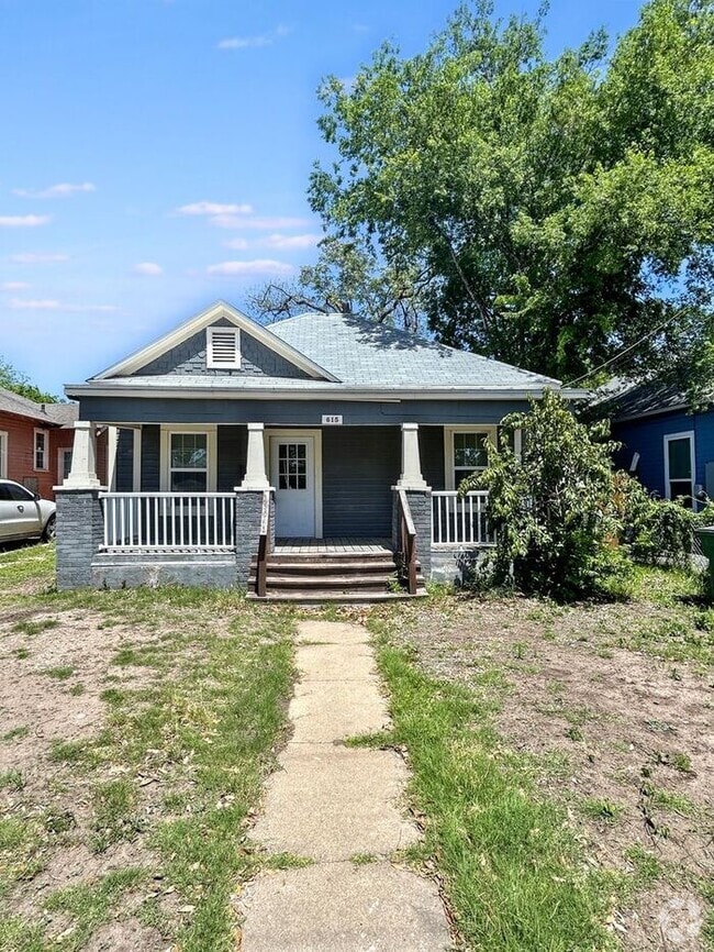 Building Photo - 615 Delmar St