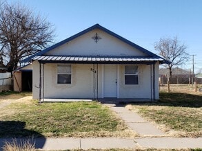 Building Photo - 908 S Main Ave