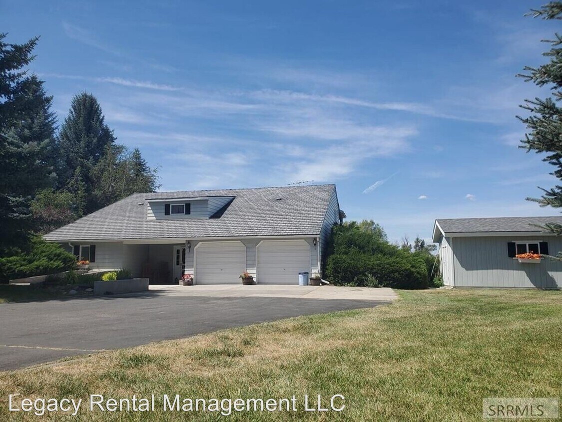 864 Hidden Estates Ln, Saint Anthony, ID 83445 House Rental in Saint