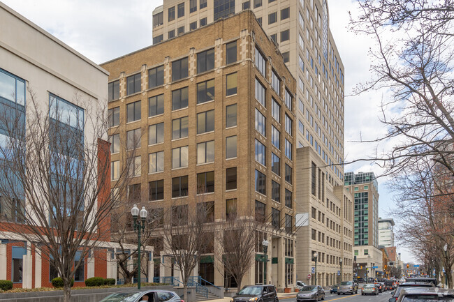 Building Photo - 112 Market St