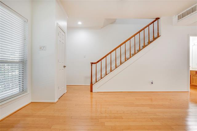 Foto del edificio - 6303 Richmond Ave