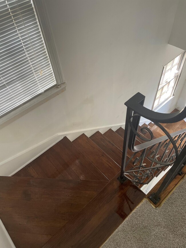 Building Photo - 802 NW 15th St