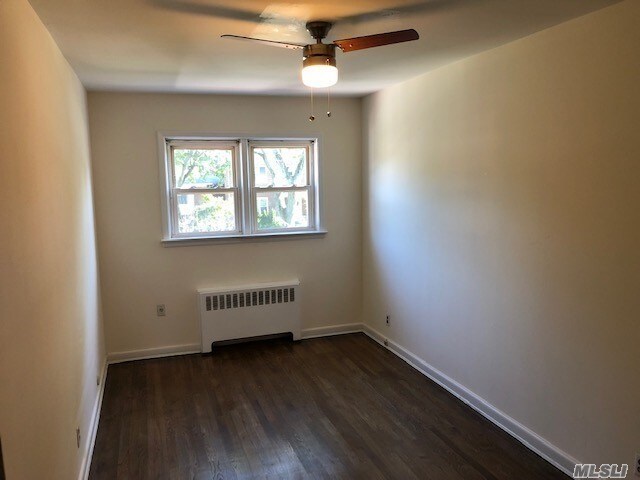 Building Photo - 200-16-200-38 38th Ave