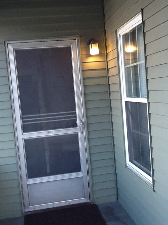 87 Water Street - 87 Water St