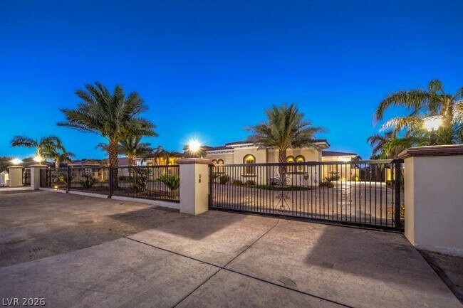 Foto del edificio - 2780 El Camino Rd